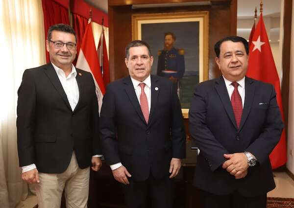 Sampedranos piden auditar gestión de intendente cartista - Política - ABC Color