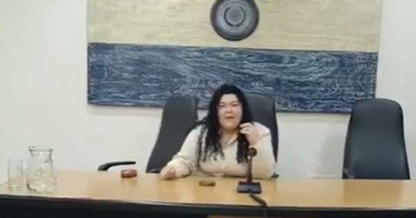 La Nación / Una más de la abogada tiktoker: también defiende a mujer involucrada en crimen del delivery