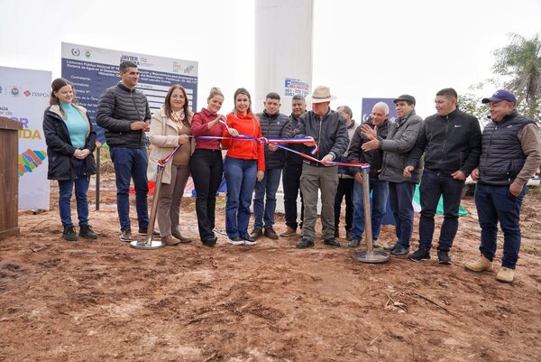 ITAPÚA INVIERTE EN CALIDAD DE VIDA: NUEVO SISTEMA DE AGUA EN CAMPO FLORIDO