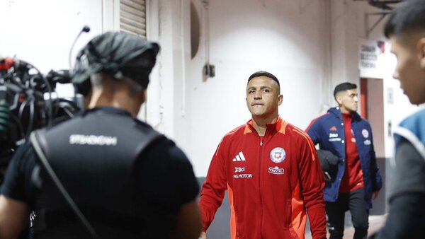 Alexis Sánchez da la cara tras la eliminación de Chile