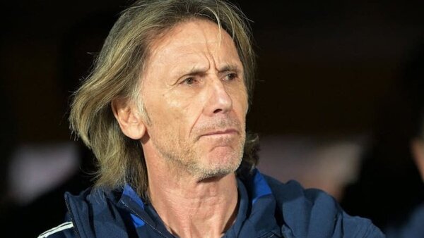 Ricardo Gareca renuncia al cargo de entrenador de Chile