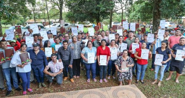 Indert tiene en proceso de finiquito 8.500 títulos de propiedad para entregar a beneficiarios