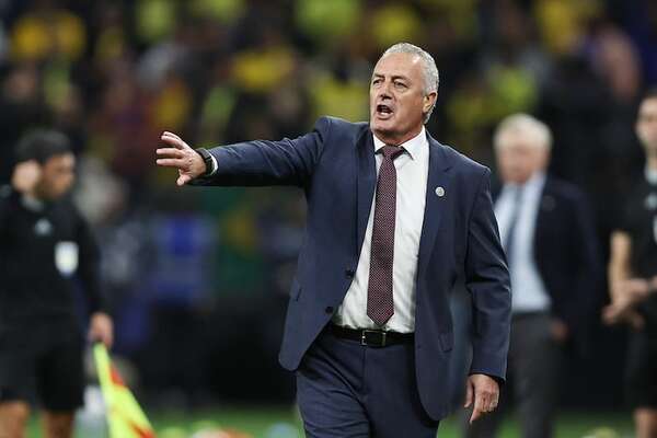 Gustavo Alfaro: ”Sentimos que vamos a jugar el Mundial” - Selección Paraguaya - ABC Color