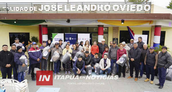 SE REALIZÓ ENTREGA DE KITS DE HORTICULTURA EN JOSÉ LEANDRO OVIEDO