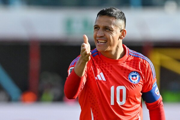 Versus / Alexis Sánchez dice que la generación dorada de Chile está "enterrada"