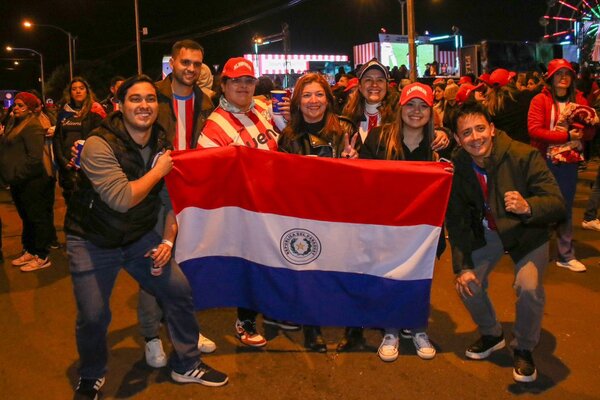 Más de 10.000 personas alentaron anoche en la Costanera - Portal Digital Cáritas Universidad Católica