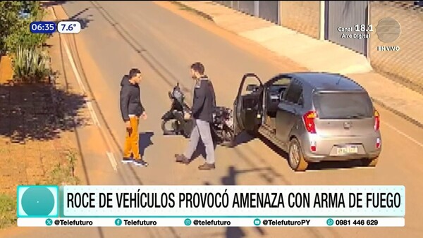 Roce de vehículos termina en amenaza con arma de fuego