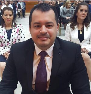 Corte aceptó renuncia de Víctor Nilo Rodríguez, doblemente imputado por el caso mafia de los pagarés  - El Observador