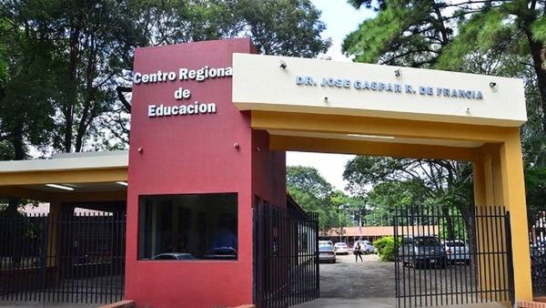 Adolescente entró al colegio de su ex sin autorización luego de amenazarla por Instagram