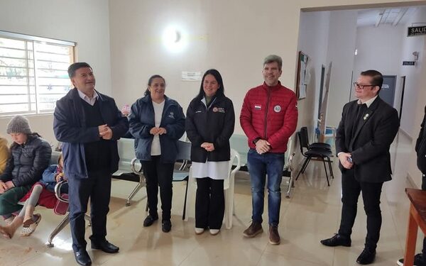 Los Cedrales: autoridades visitan Unidad de Salud de la Familia