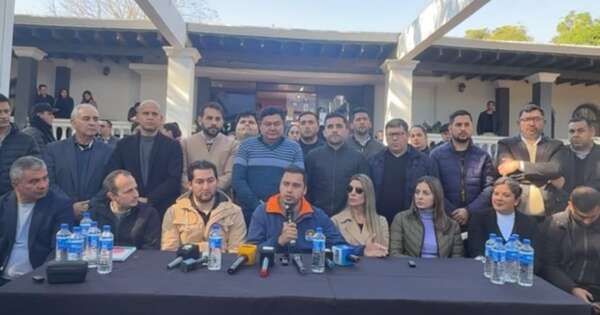 La Nación / Prieto reconoce “pequeños errores” dentro de su gestión