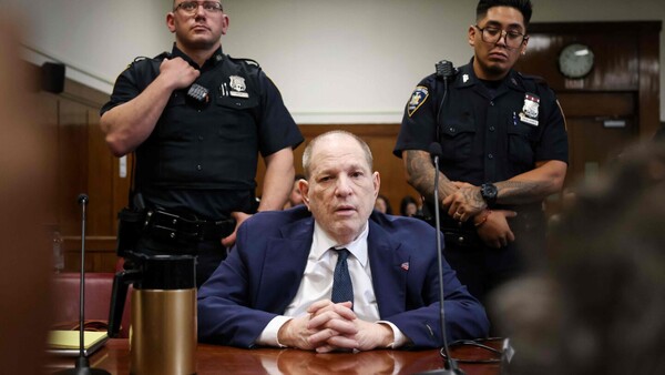 Harvey Weinstein es hallado culpable de un cargo de agresión sexual en EEUU