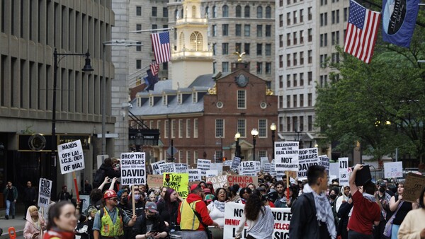 Protestas contra redadas se extienden y Gobierno de Trump advierte que no tendrán éxito