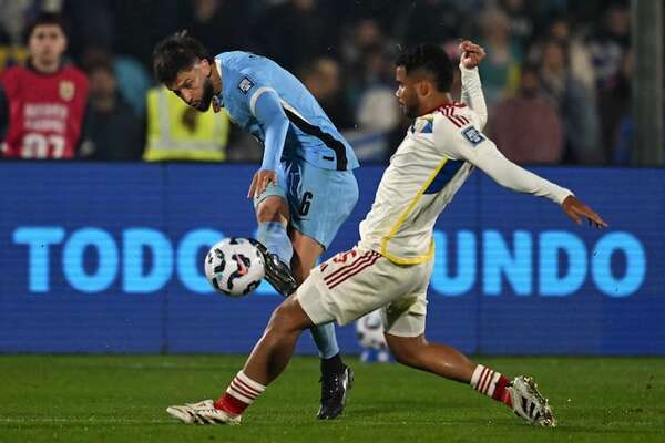 Bentancur volvió para reencaminar el rumbo de Uruguay - Fútbol Internacional - ABC Color