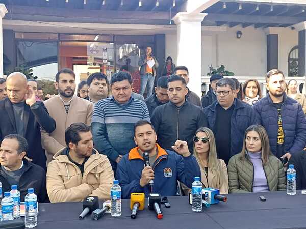 Aplanadora cartista aprueba intervención y aparta a Prieto de la Municipalidad de CDE - La Clave