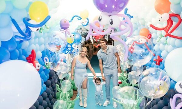 (GALERÍA) ¡Mañami! El “Pulpito’i” festejó su primer cumple en medio de un “océano”