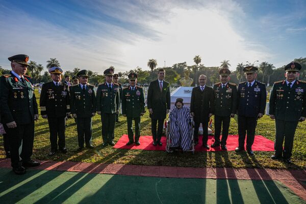 Emotivo homenaje para honrar a los héroes que defendieron el Chaco - .::Agencia IP::.