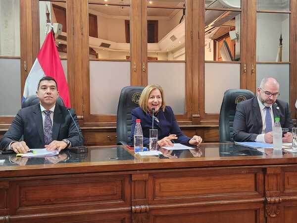 JEM abre investigación a fiscala y exfiscal por presunta negligencia en causa de imputado por drogas - El Observador