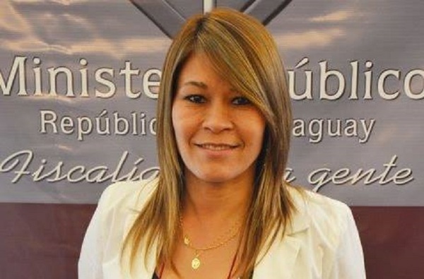 Imputan a cinco policías y una abogada por privación de libertad y extorsión agravada