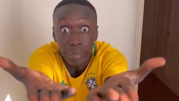 Tiktoker Khaby Lame es visto en Brasil tras ser deportado de EEUU