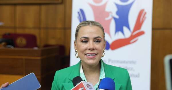 Diario HOY | Lizarella en Foro de Madrid: “La homosexualidad se puso de moda”