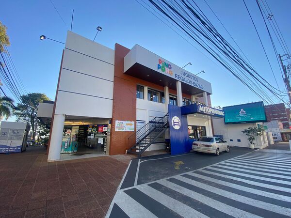 Pharmac celebra el Día del Padre con una propuesta única: regalos con historia y utilidad