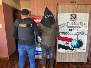 Detienen a hombre buscado por supuesto abuso sexual en Argentina