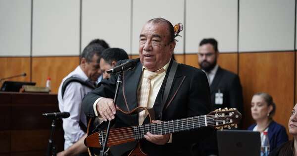 La Nación / Folclore de luto: se apagó la gran voz de Adrián Barreto