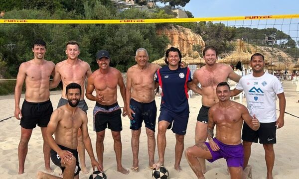 ¡Oikoporã Haedo! ¡Pikivóley con los amigos, en playa de Mallorca!