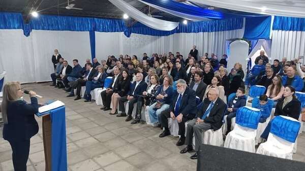 PLRA admite desastre interno y urgen renacer en homenaje a sus expresidentes - Política - ABC Color