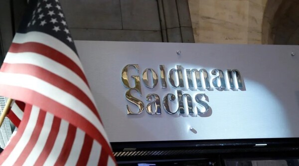 Goldman Sachs reduce 30% probabilidad de una recesión económica en EE.UU