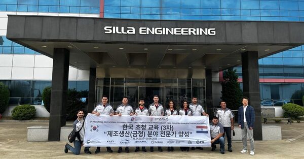 Técnicos paraguayos se capacitan sobre fabricación de moldes y matrices en las principales industrias de Corea del Sur