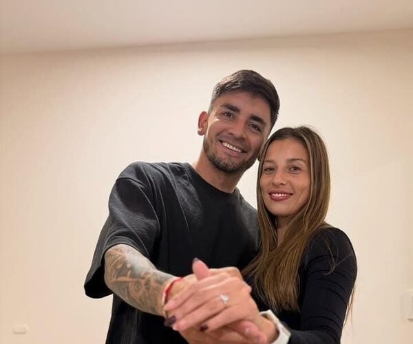 Ja´uta la sopa: Pelotero de Cerro pidió matrimonio a su chuli