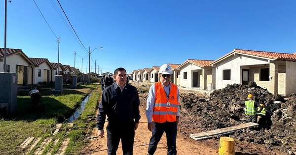 Diario HOY | Pilar: verifican avance de 100 viviendas en construcción