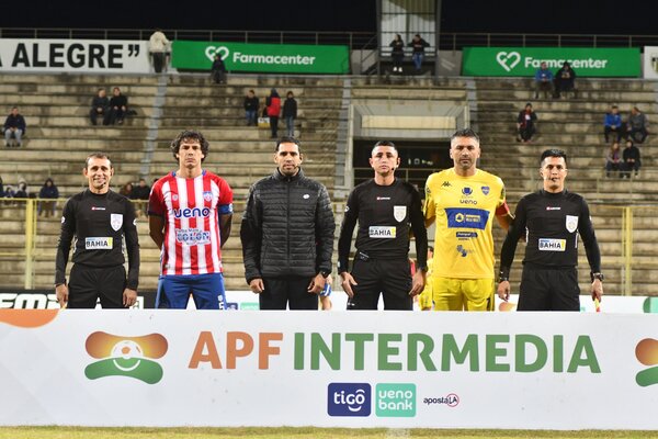 Dos partidos abren una nueva jornada de la segunda división