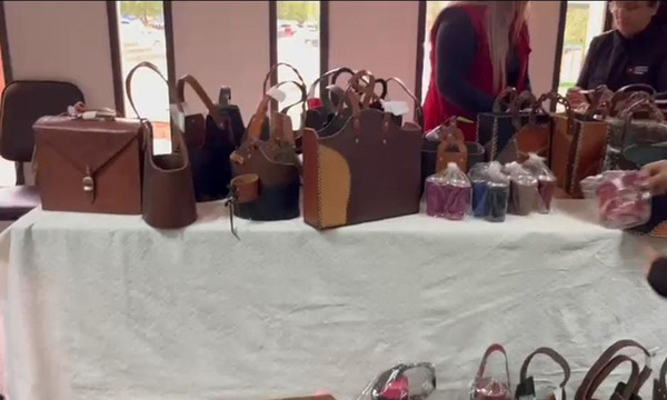 Feria de Exposición de trabajos de internos de la penitenciaria de Coronel Oviedo - OviedoPress