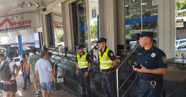 La Nación / Policía en alerta ante posibles atracos a sitios financieros del Este
