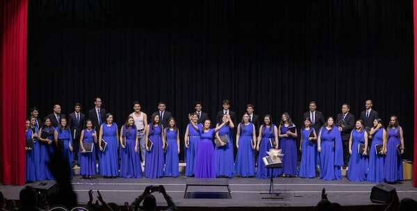 Luis Szarán y la Philomusica celebran 10 años del Coro Ars Canendi en Ciudad del Este - ABC en el Este - ABC Color