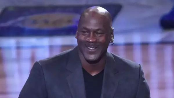 ¡Ndetavyonde! El platal que cobrará Michael Jordan por comentar la NBA