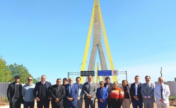 Gestionarán habilitación del Puente de la Integración