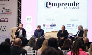 Con éxito se realizó el acto de inauguración de la EXPO EMPRENDE 2025 en Ciudad del Este