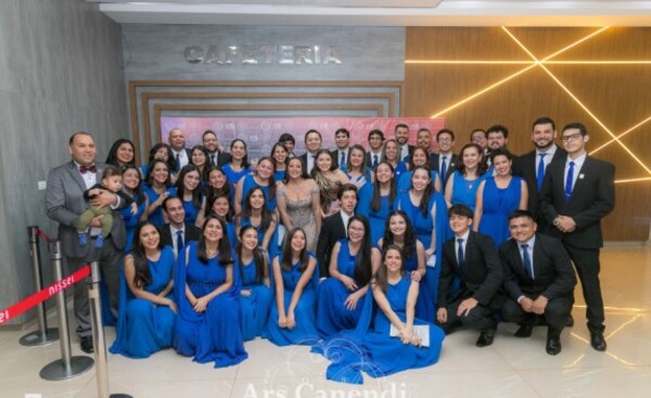 Ecos de Europa: Luis Szarán regresa a CDE junto a a la Philomusica