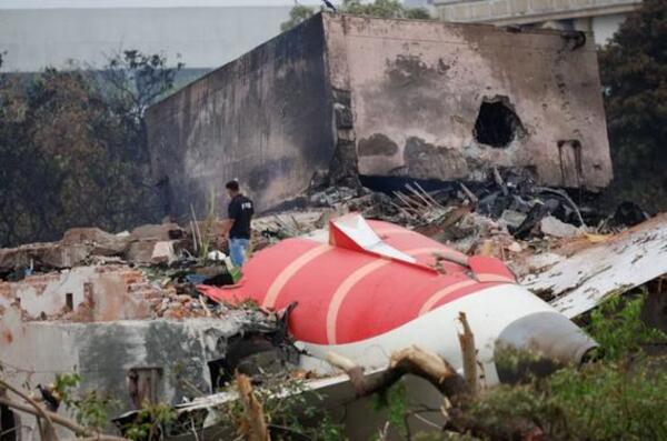 Los investigadores recuperaron la caja negra del avión de Air India que se estrelló con más de 200 personas a bordo