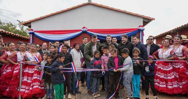 La Nación / Peña entrega 51 viviendas e inaugura mejoras en Misiones