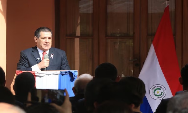 Fiscalía solicita desestimar denuncia contra Horacio Cartes con apoyo de la Contraloría - OviedoPress