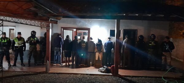 DETUVIERON A UN HOMBRE POR RESISTENCIA DURANTE OPERATIVO