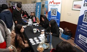 Exitosa jornada de la Expo Empleo Alto Paraná