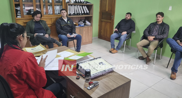 MUNICIPALIDAD DE TRINIDAD ABRIÓ SOBRES DE OFERTAS PARA OBRAS EN DOS ESCUELAS