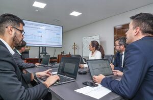 Déficit fiscal de mayo continúa en línea con plan de convergencia, según MEF - .::Agencia IP::.