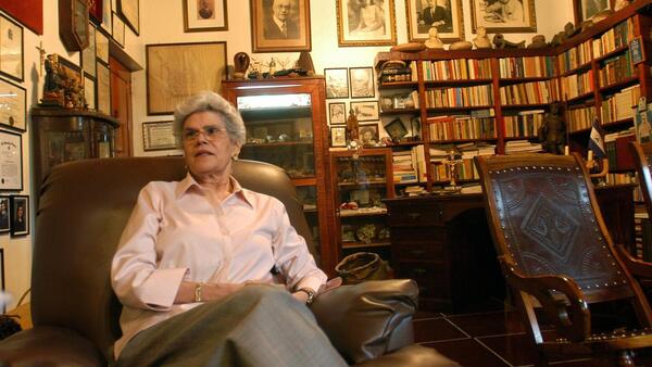 Fallece la ex presidenta de Nicaragua Violeta Barrios de Chamorro